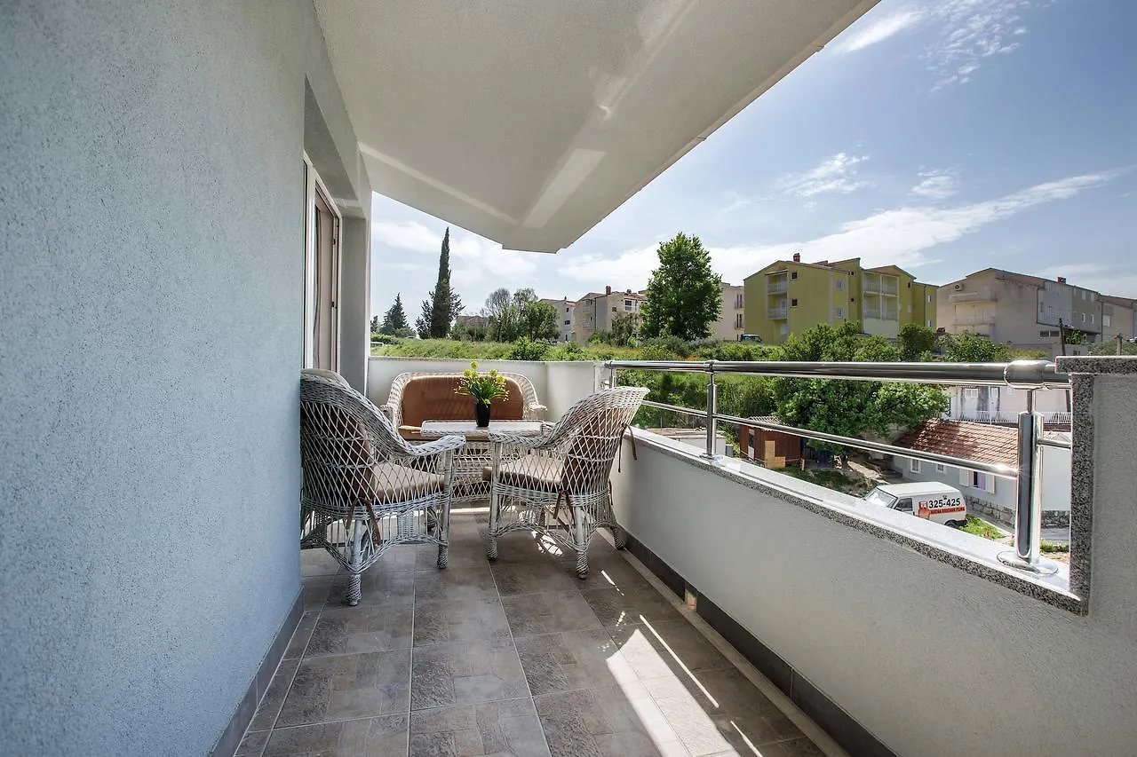 Apartment Lidija Stobrec 0*, Split
